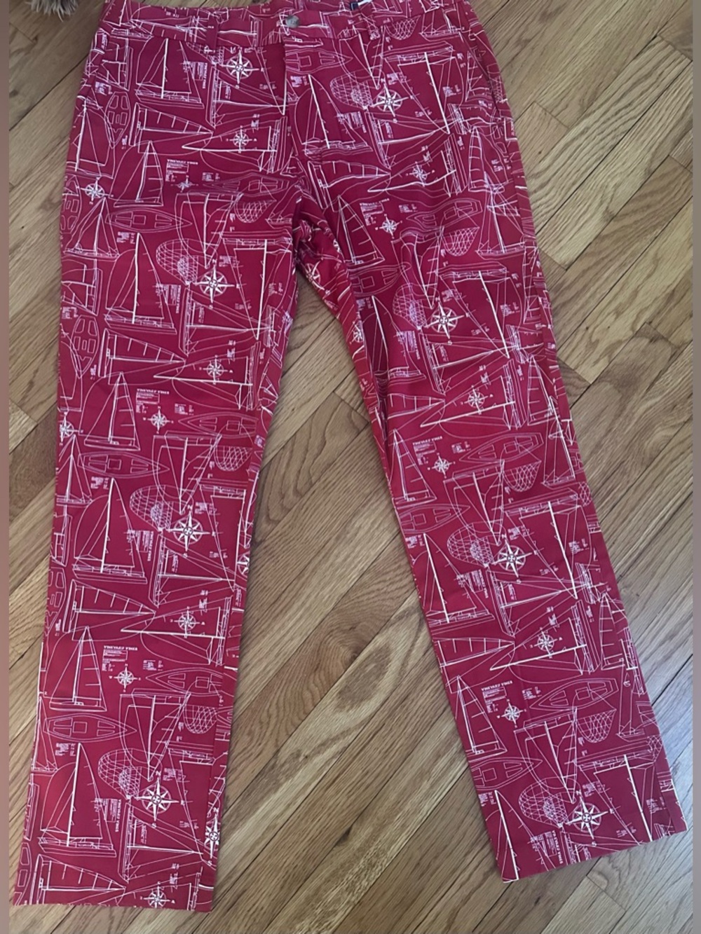 Men”s -Vineyard Vines Red Nautical Straight-Leg Jeans. Like new! 35x32